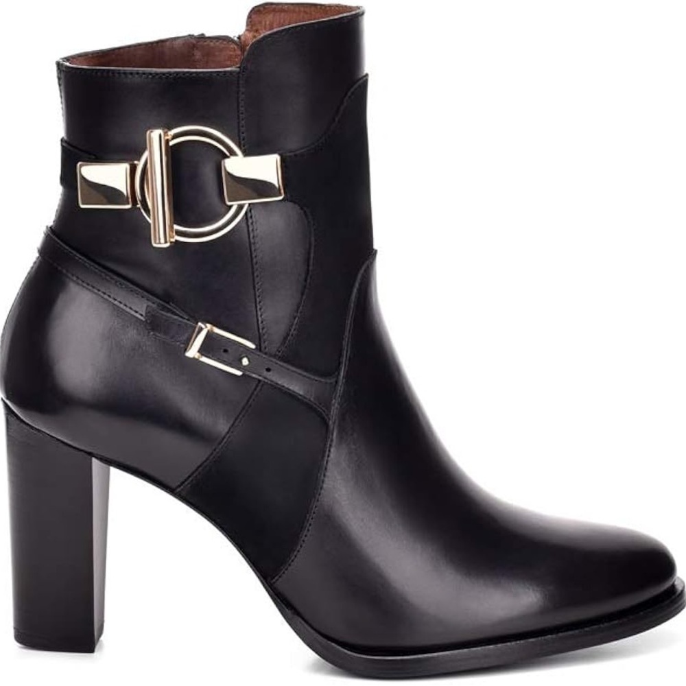Cuadra Black Ankle Boots